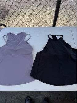 Women’s Lululemon Shirts