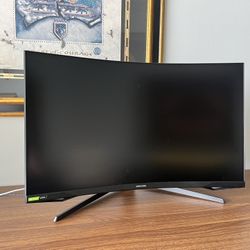 Odyssey G7 Samsung C32G75TQSN Gaming LCD Monitor