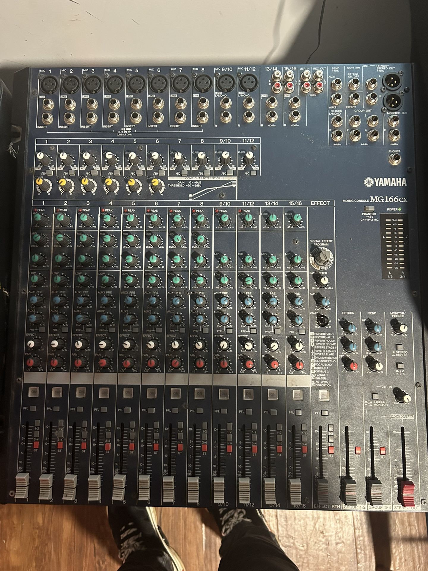 Yamaha MG166CX 16-Channel Mixer