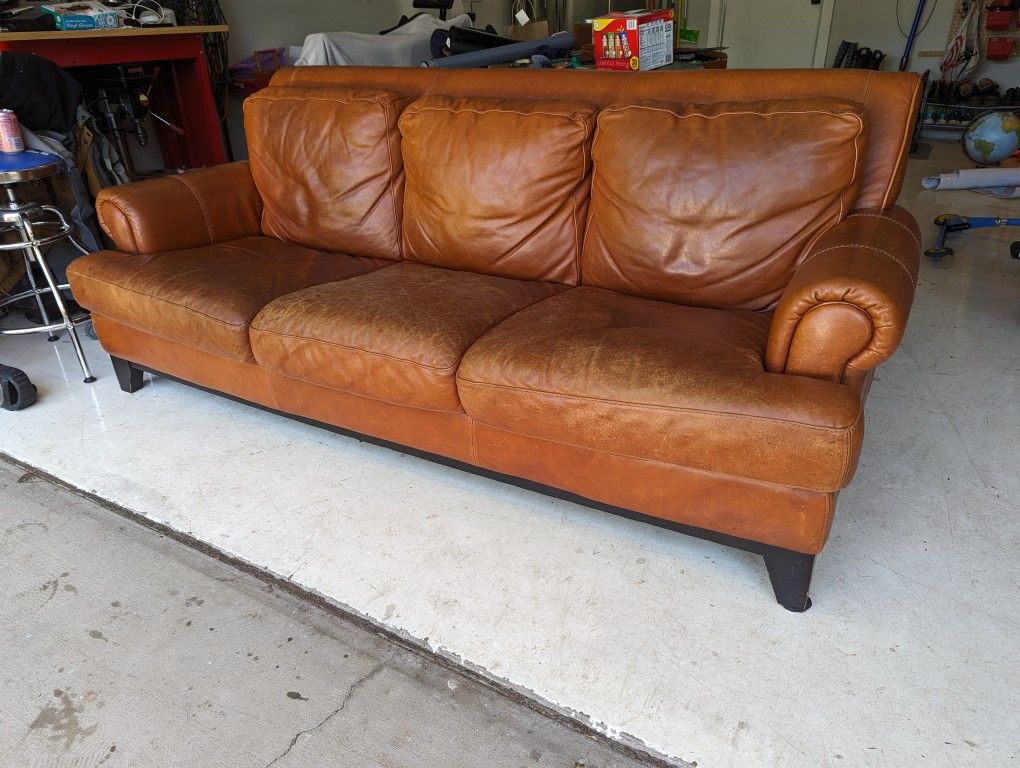 Leather Sofa - Divani