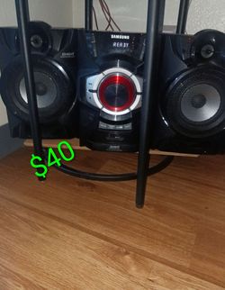 230 Watt Samsung Stereo