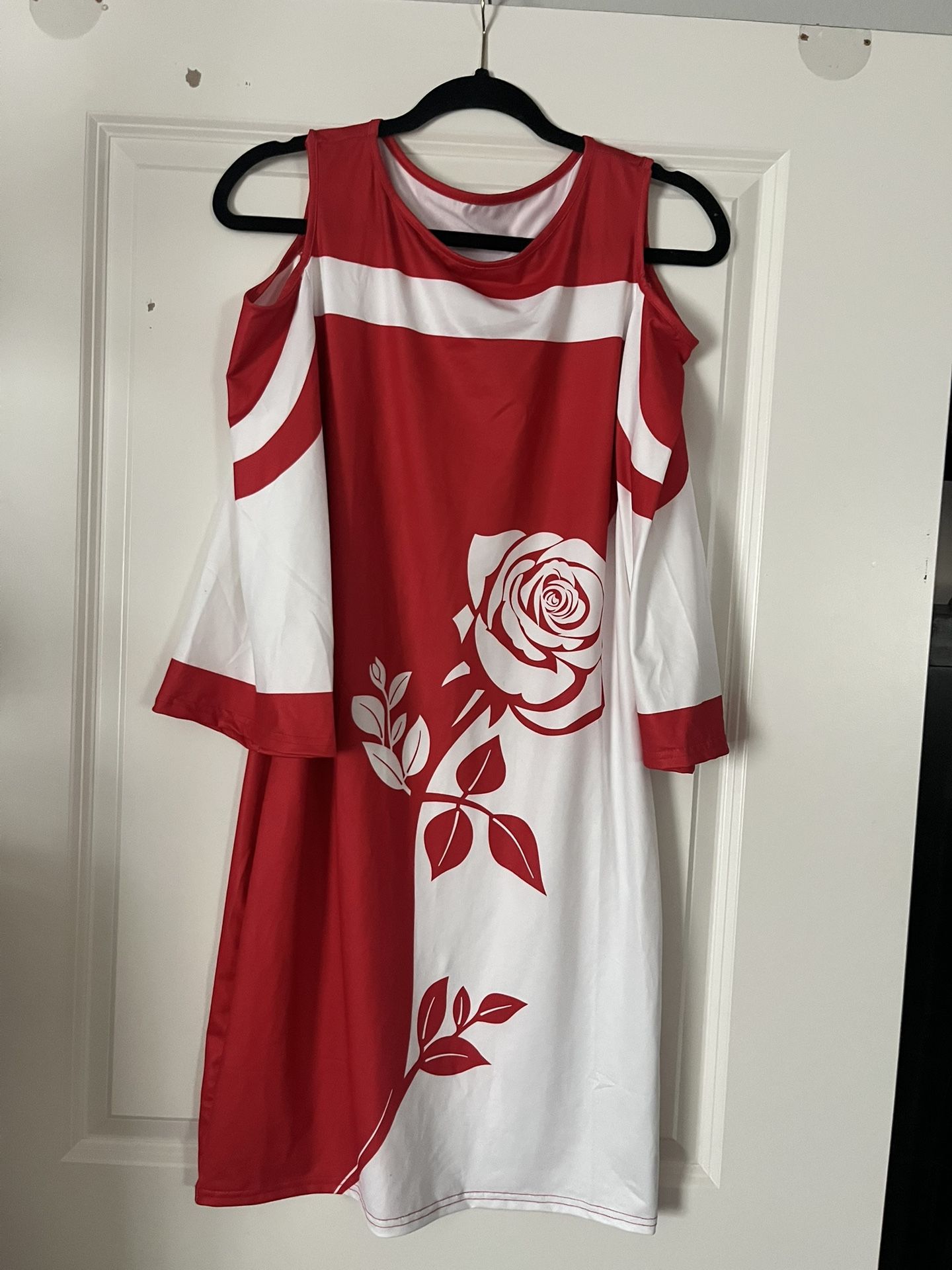 New Red N White Floral Dress Size Large Dress