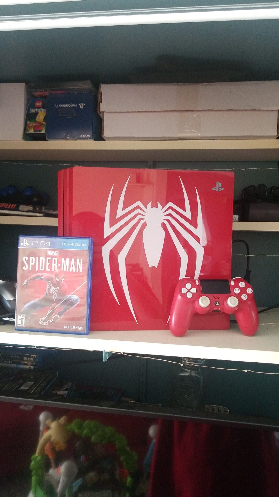 Limited edition Ps4 pro Spiderman bundle