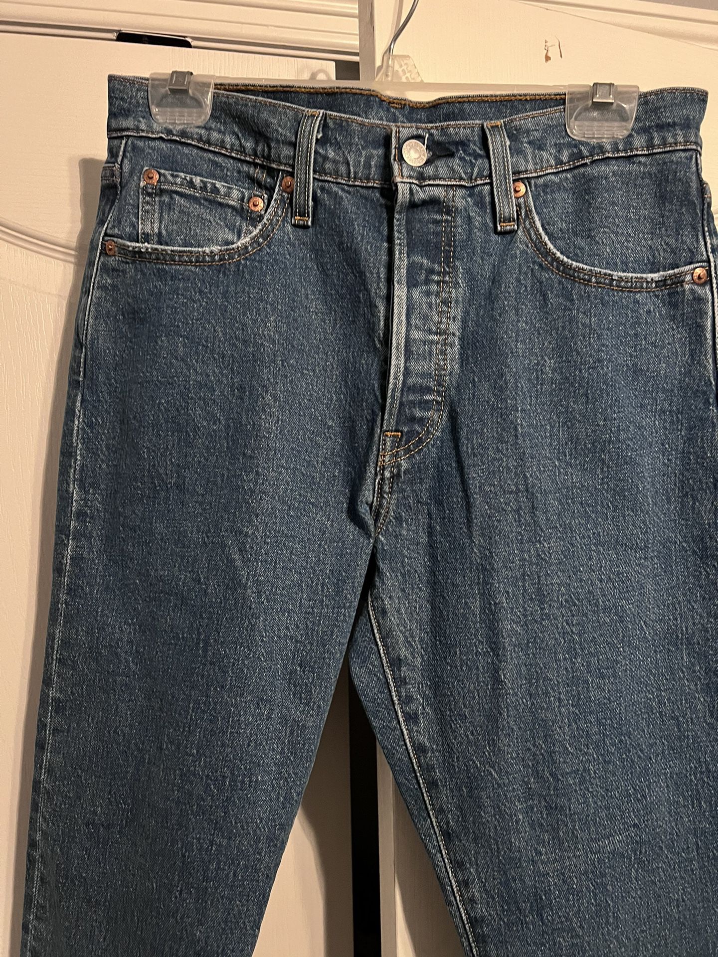 Women 501 Levi Jeans