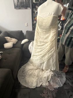 Davids Bridal Wedding dress