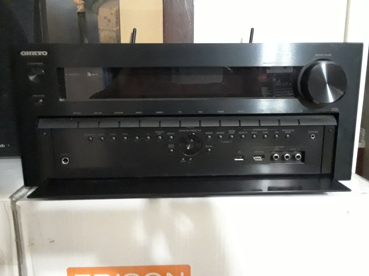 DCM SPEAKERS/ ONKYO AMP