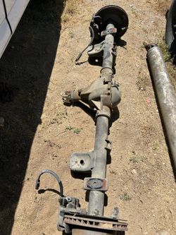 06 gmc , Chevy  rear end 10 bolt