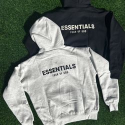 KIDS ESSENTIAL HOODIES