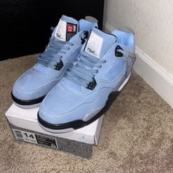 Jordan 4's University Blue