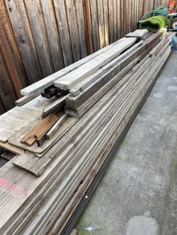 LUMBER FORMS FOR CONCRETE
