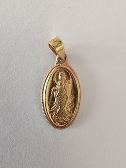 Quan yin pendant