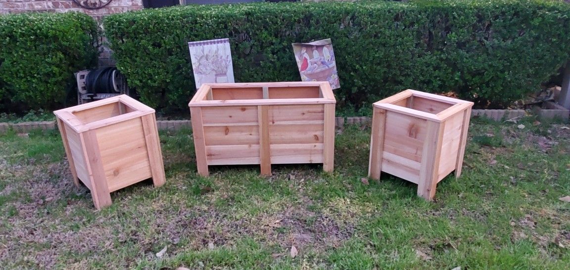 3 Pc Set Cedar Planter Boxes