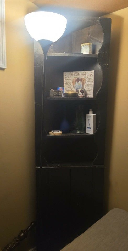 Hard Wood Corner Shelf