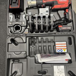 RIDGID RP 351 ProPress Inline Standard Press Tool Kit (Includes Case + 2, 18V Lio-lon Batteries + Charger+ 6 Press Tool Jaws