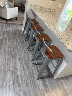 Set of 4 Metal Bar Stools with Wood Seats