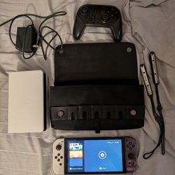 Nintendo Switch OLED + Pro Controller + Leather Case + Dock 