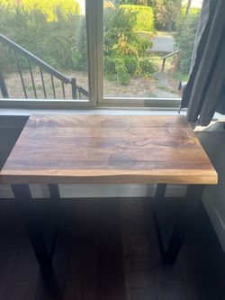 Free Desk