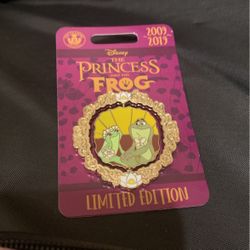 disney pin
