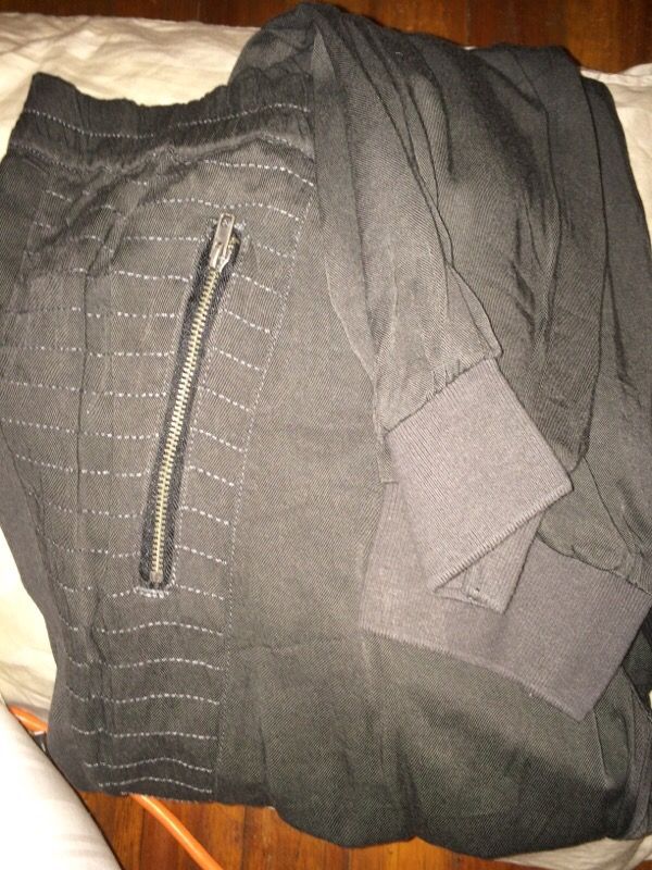 New converse linen like pants