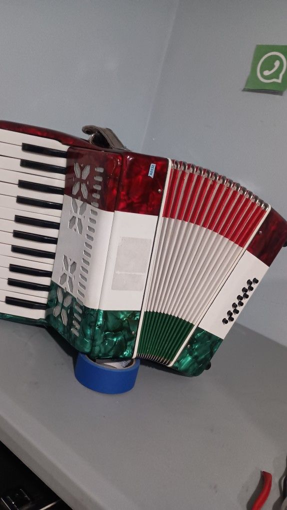Accordion De Teclas.