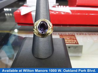 Men's Ring - Yellow Gold 10k (.417) 3 grams Size 10