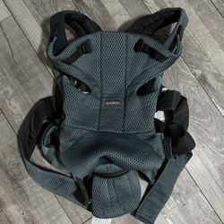 Baby Bjorn Carrier 