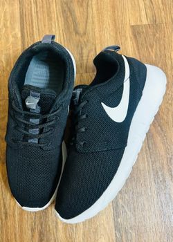 Nike Wmns Roshe Run