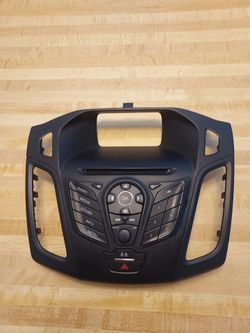 Ford Focus 2013 Radio Dashboard Bezel