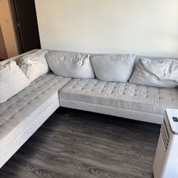 Free Couch 