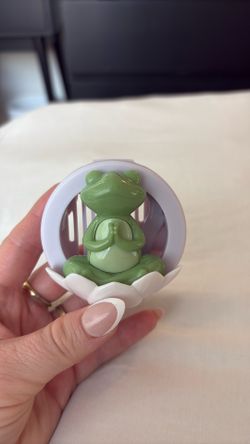 Air freshener holder
