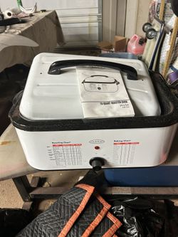 Brand New 18 Qt Roaster Chef’s Mark