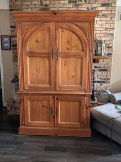 Armoire (BEST OFFER)
