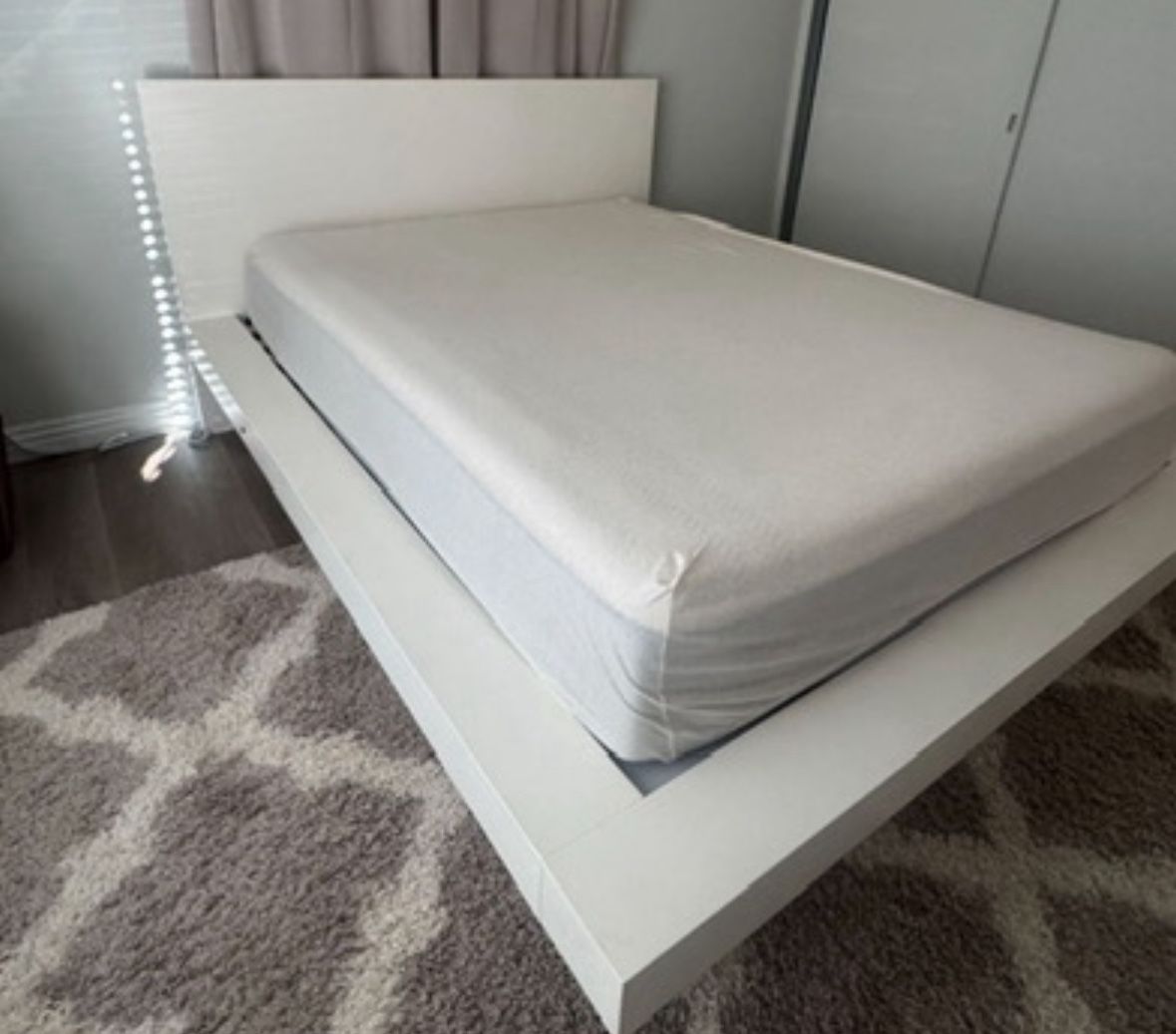 Free Queen Size Bed Frame