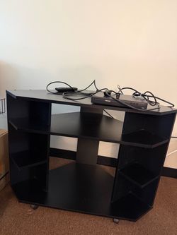 Entertainment center