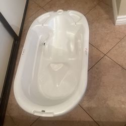 Primo Bath Tub