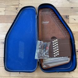 Vintage Oscar Schmidt 36 String 21 Chord Autoharp