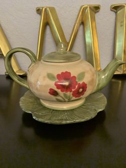 Flower Pitcher And Plate 