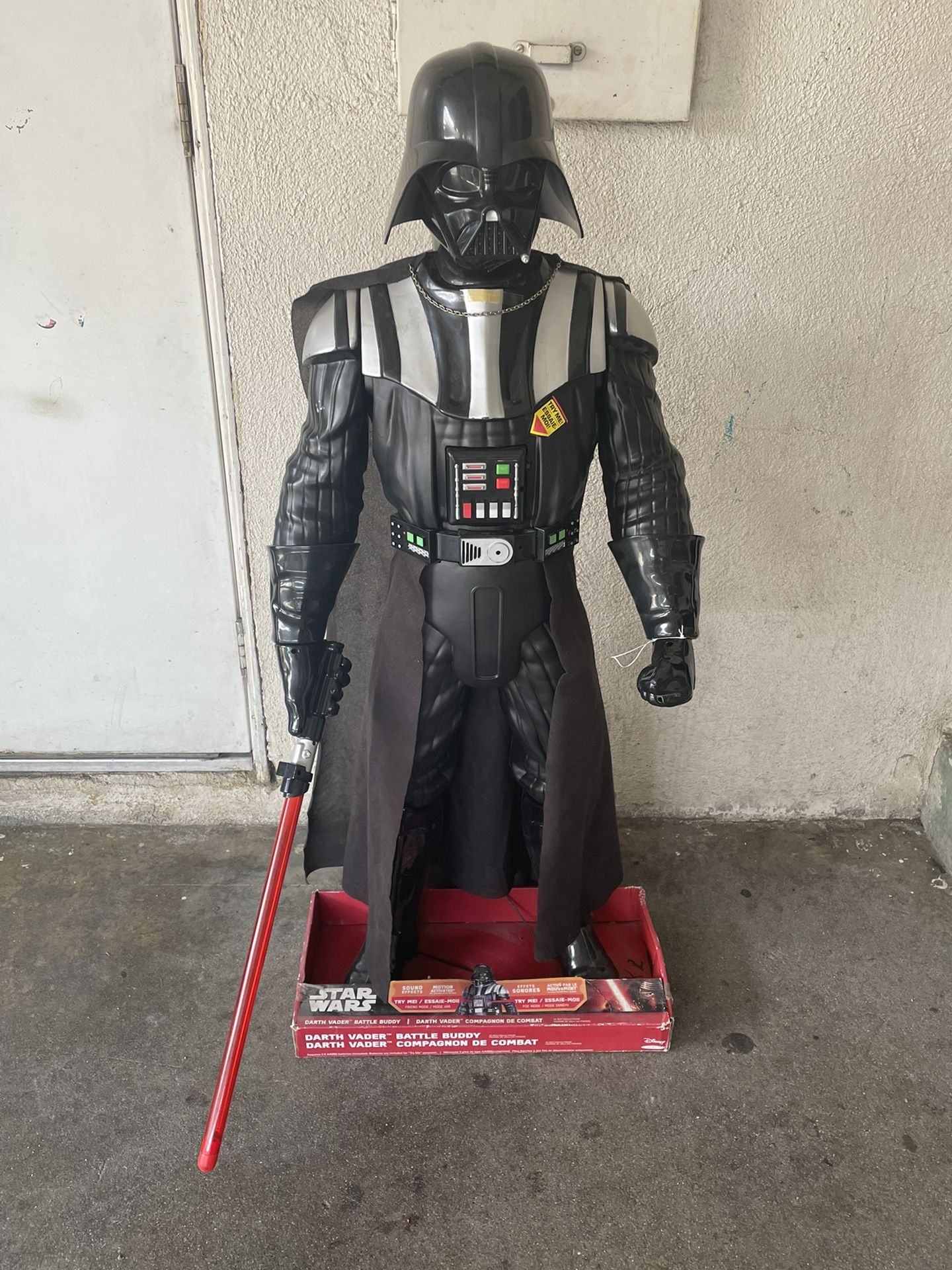 4ft Classic Star Wars Darth Vader Battle Buddy