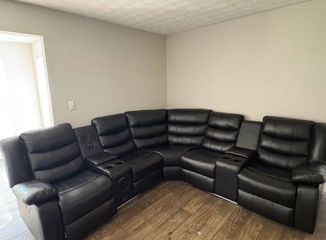 Bluetooth Speaker Leather Sectional Couch NO LOW BALLERS! (NEGOTIABLE)