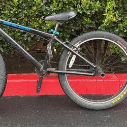 So Cal Flyer 24 Inch trying to get gone quick