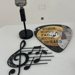Music Decor Set – Wall Art & Decorative Microphone 