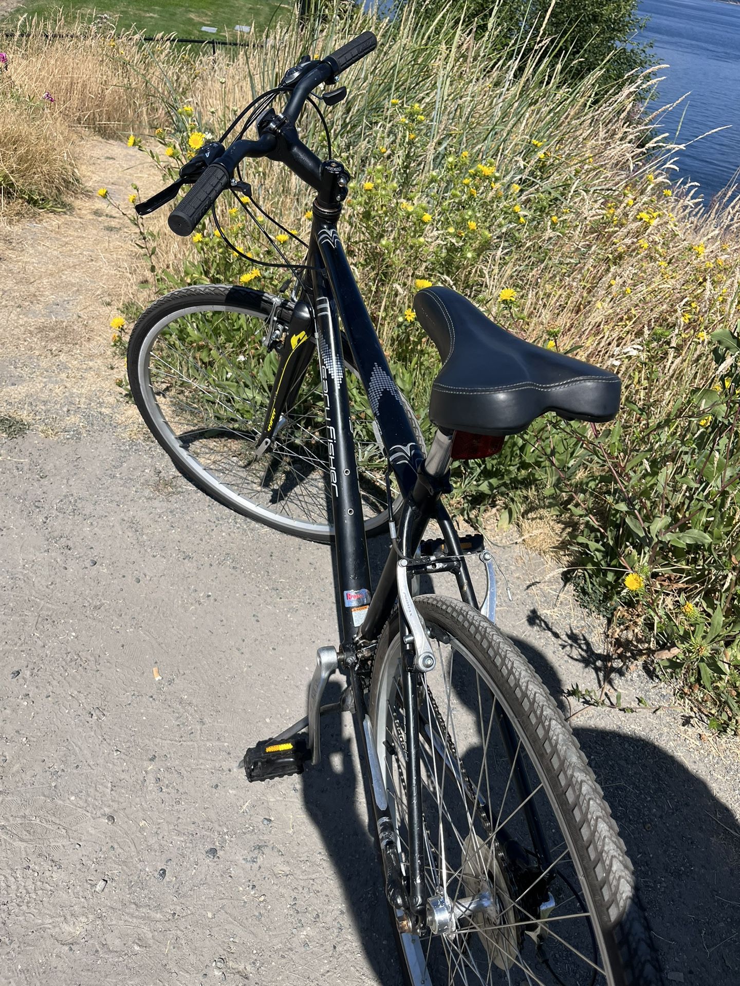 700 C Hybrid