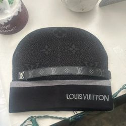 Black Lv Hat