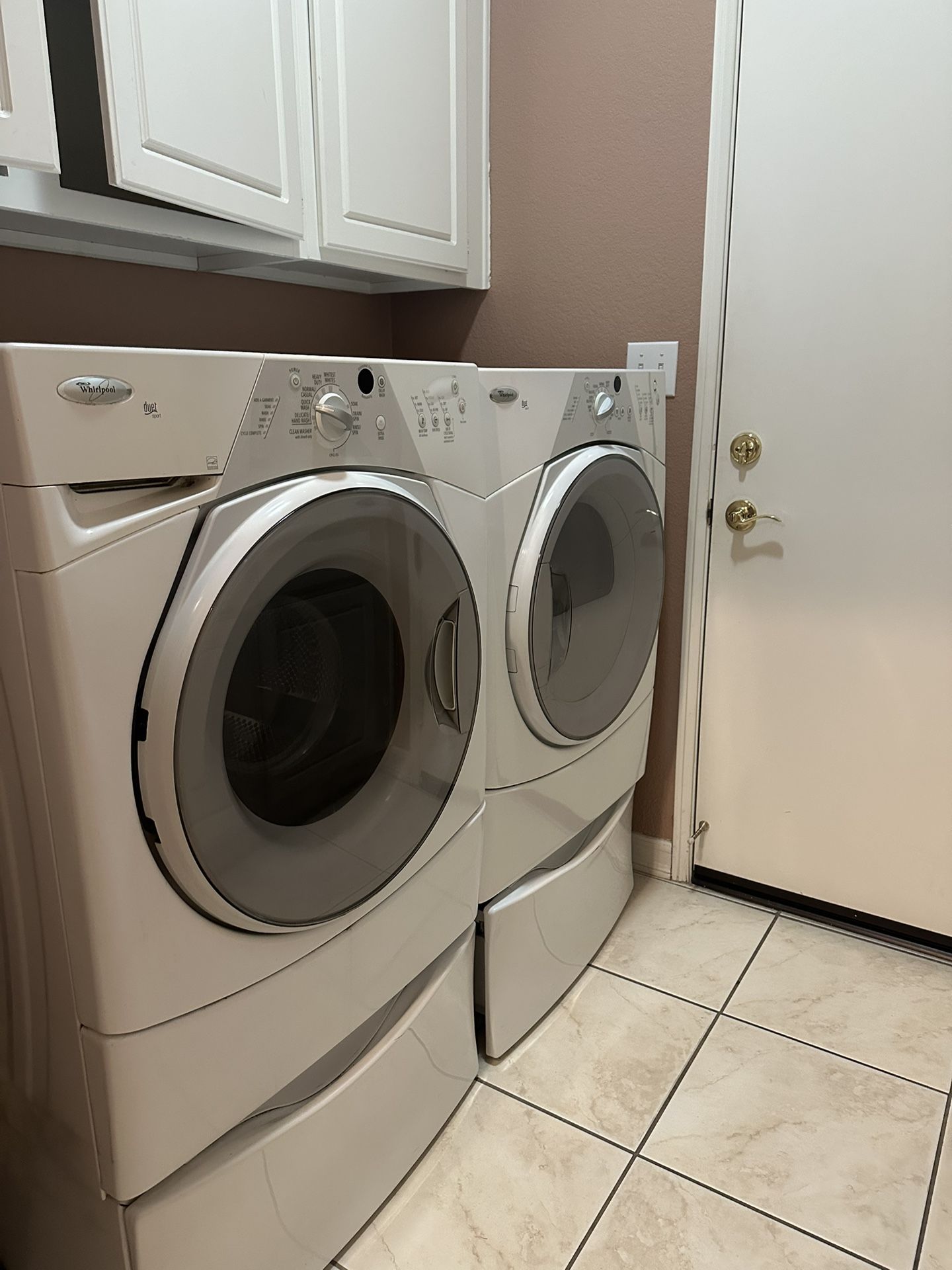 Washer And Dryer Set