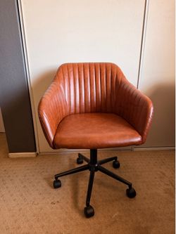 Desk Chair (brown)