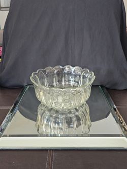 Crystal glass bowl