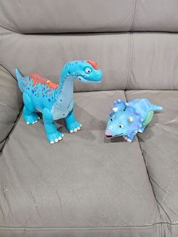 Jim Henson’s Dinosaur Train Walk / talk & Stomp Arnie The Argentinosaurus By Tomy Works