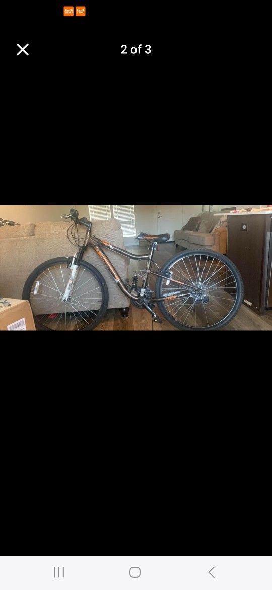 MONGOOSE LEDGE 2.1 MOUNTAIN BIKE