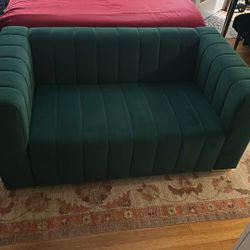 Loveseat 
