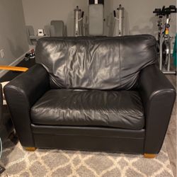 Black Natuzzi Loveseat Sleeper